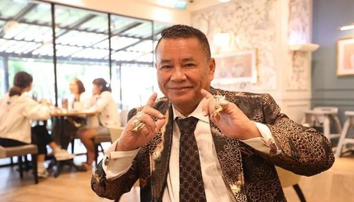 Hotman-Paris-Berikan-Klarifikasi-Usai-Dituduh-Terima-Suap-Rp7-Miliar