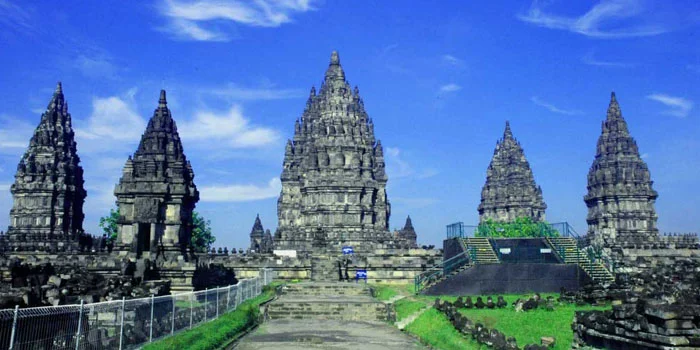 Candi-Prambanan-Destinasi-Wisata-yang-Menakjubkan