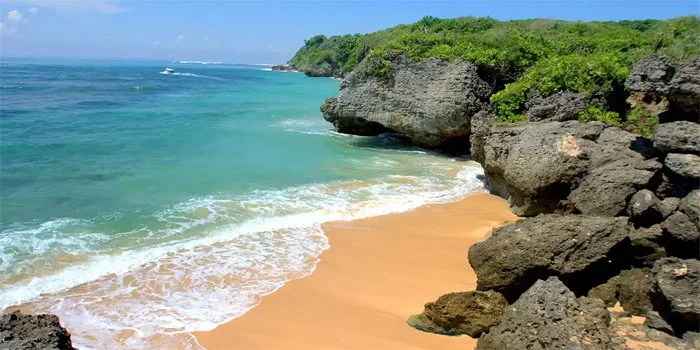 Pantai-Nusa-Dua---Surga-Tersembunyi-di-Ujung-Selatan-Bali