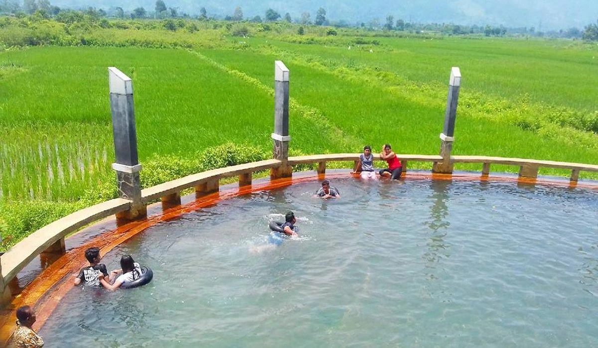 Aktivitas Wisata di Sekitar Pemandian
