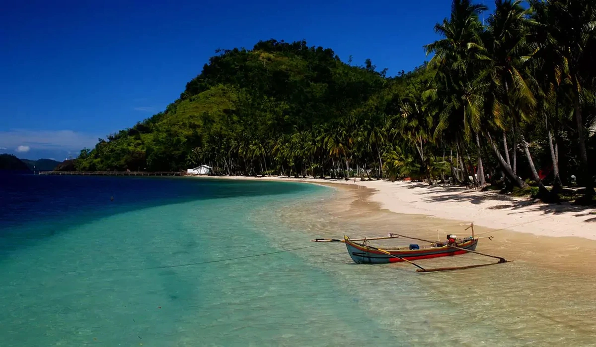 Pantai Sikuai Padang, Surga Tersembunyi dengan Pesona Alam