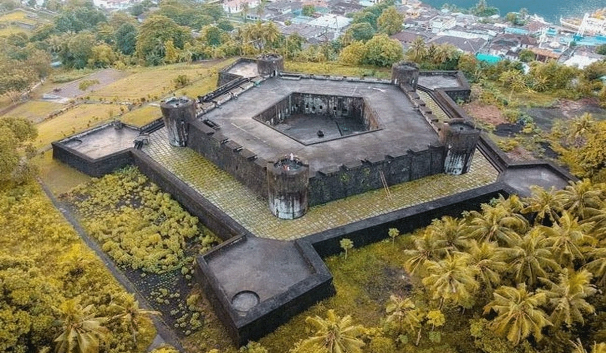Benteng-Belgica,-Destinasi-Sejarah-yang-Wajib-Dikunjungi-di-Maluku