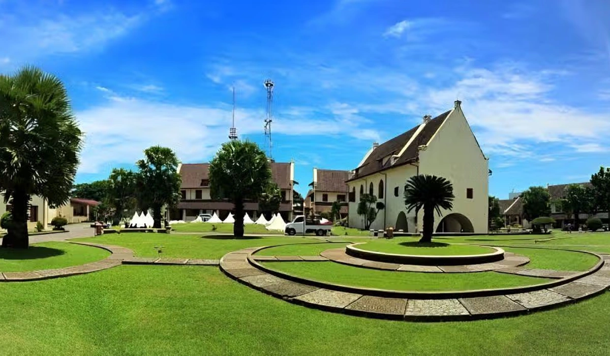 Benteng-Rotterdam,-Jejak-Sejarah-yang-Megah-di-Kota-Makassar
