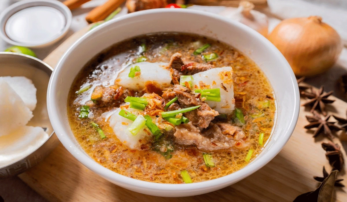 Cara-Tradisional-Penyajian-Coto-Makassar