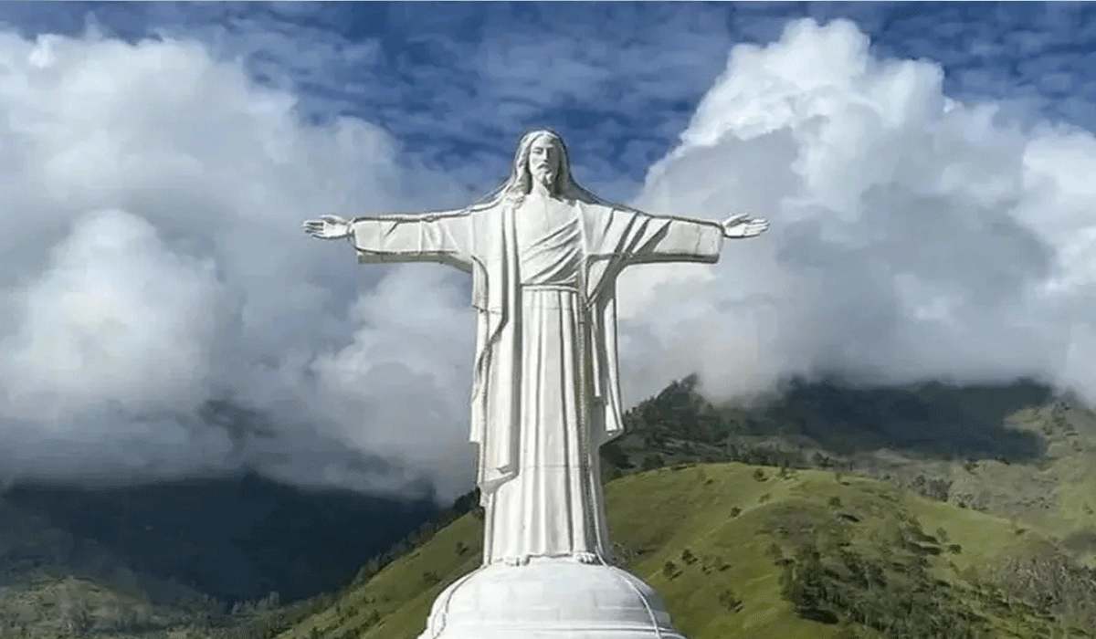 Patung Yesus Sibea-bea: Ikon Spiritual Dan Wisata Religi di Sumatera Utara