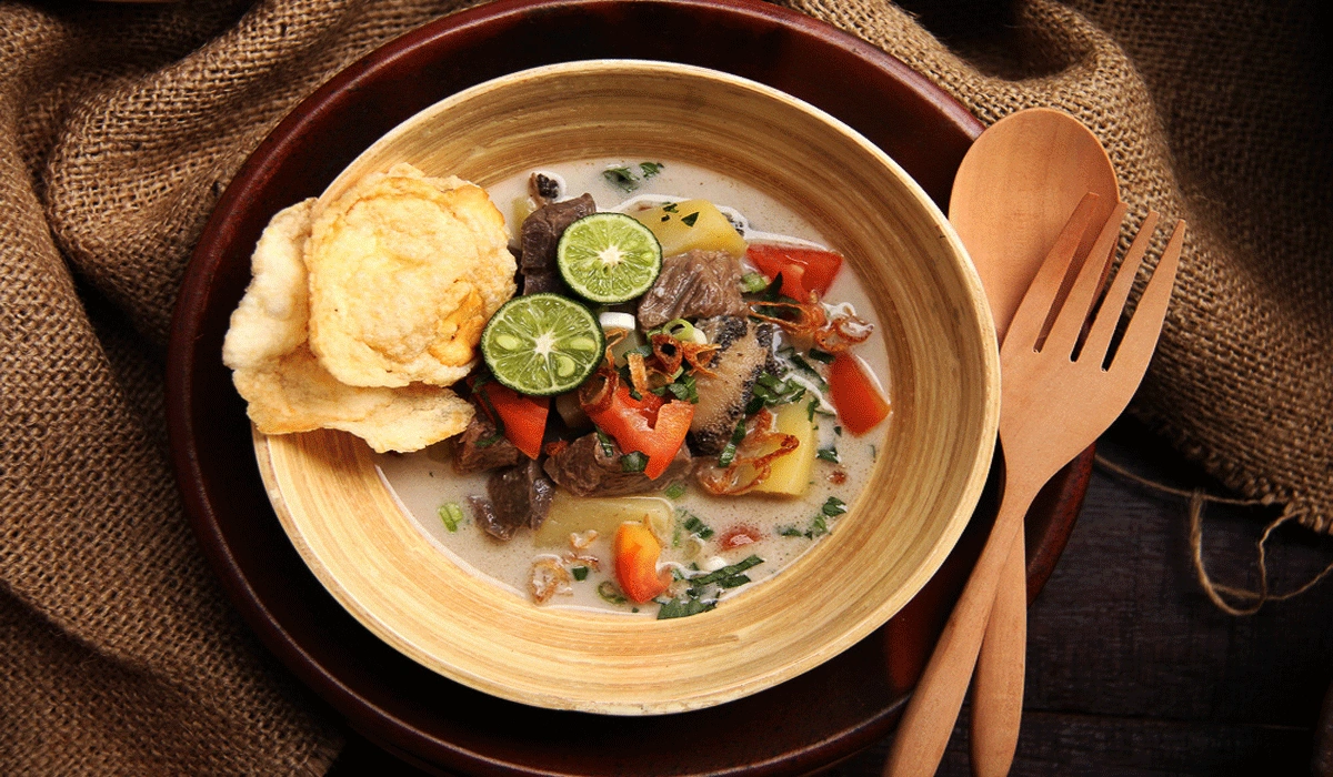 Soto Betawi: Nikmat Tradisi Kuliner Jakarta Yang Menggugah Selera