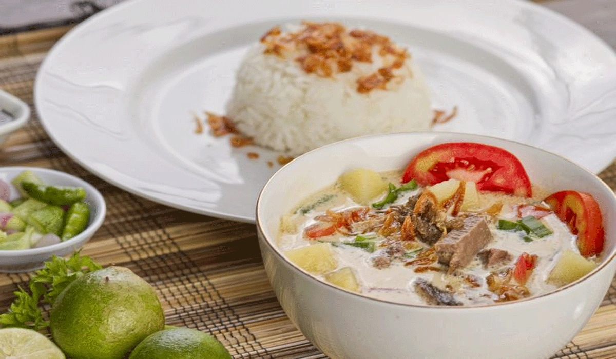 Soto Betawi: Nikmat Tradisi Kuliner Jakarta Yang Menggugah Selera