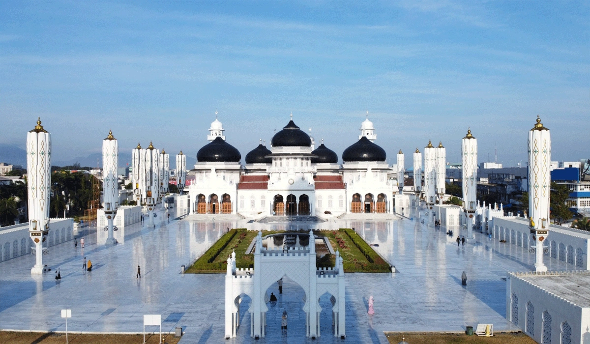 Masjid Baiturrahman Aceh: Simbol Perjuangan Dan Kebanggaan Masyarakat Aceh