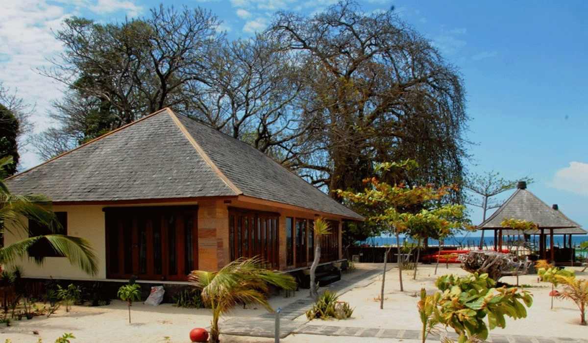 Fasilitas Pendukung di Pulau Samalona