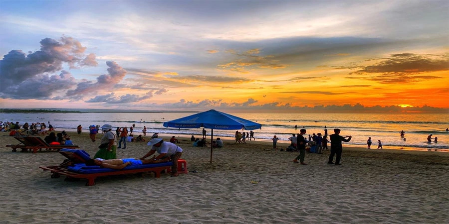 Tips Liburan Hemat ke Pantai Kuta Bali Untuk Traveler Pemula