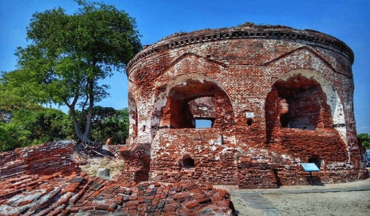 Menjelajahi Pesona Benteng Martello di Kepulauan Seribu