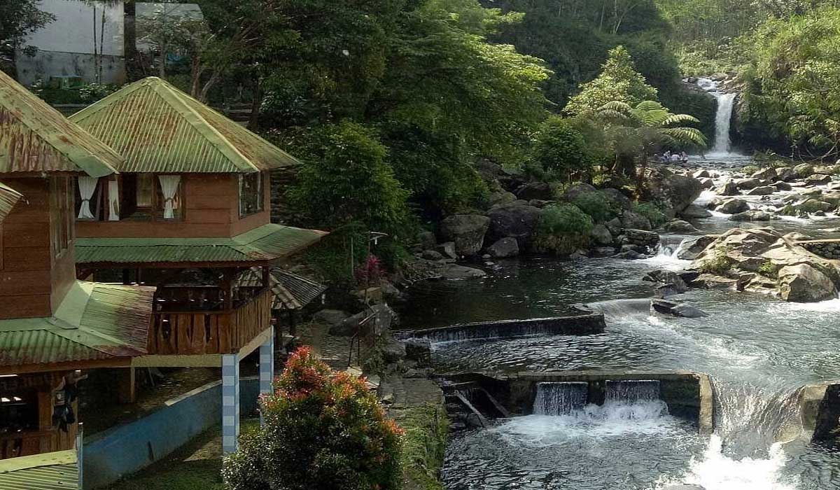 Keunikan Alam dan Ekosistem Curug Bayan