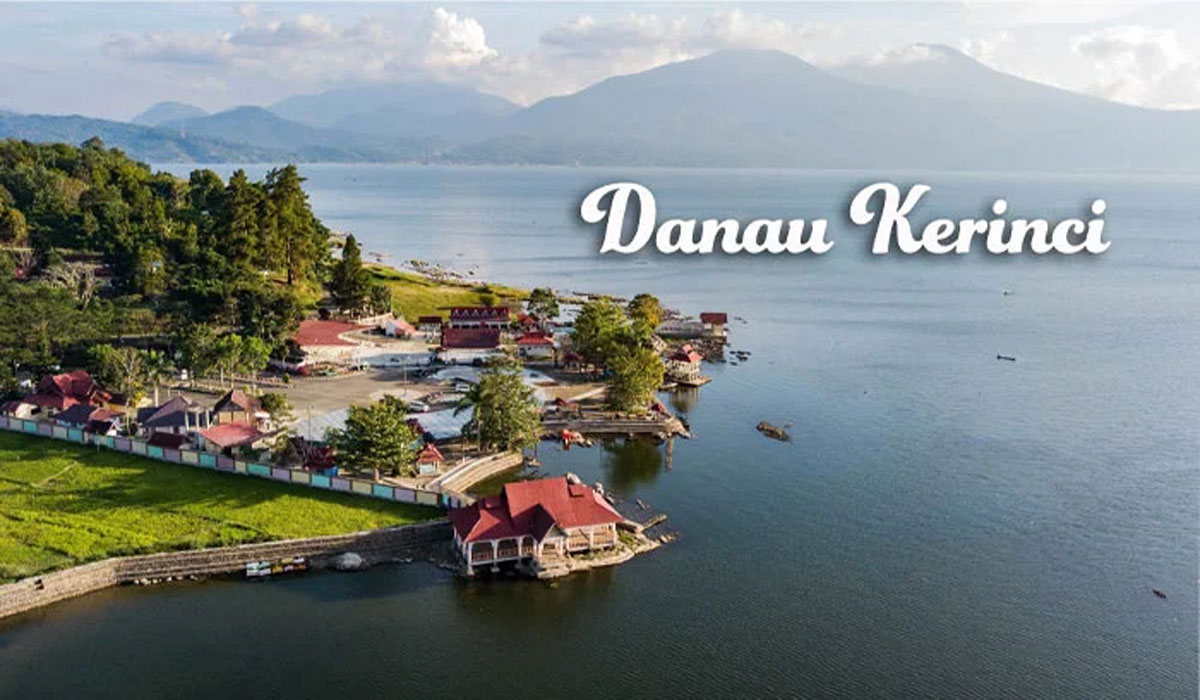 Danau Kerinci Jambi Bikin Takjub! Surga Tersembunyi Ini Punya Pemandangan Spektakuler dan Tips Liburan Anti Zonk Danau Kerinci Jambi Bikin Takjub! Surga Tersembunyi Ini Punya Pemandangan Spektakuler dan Tips Liburan Anti Zonk